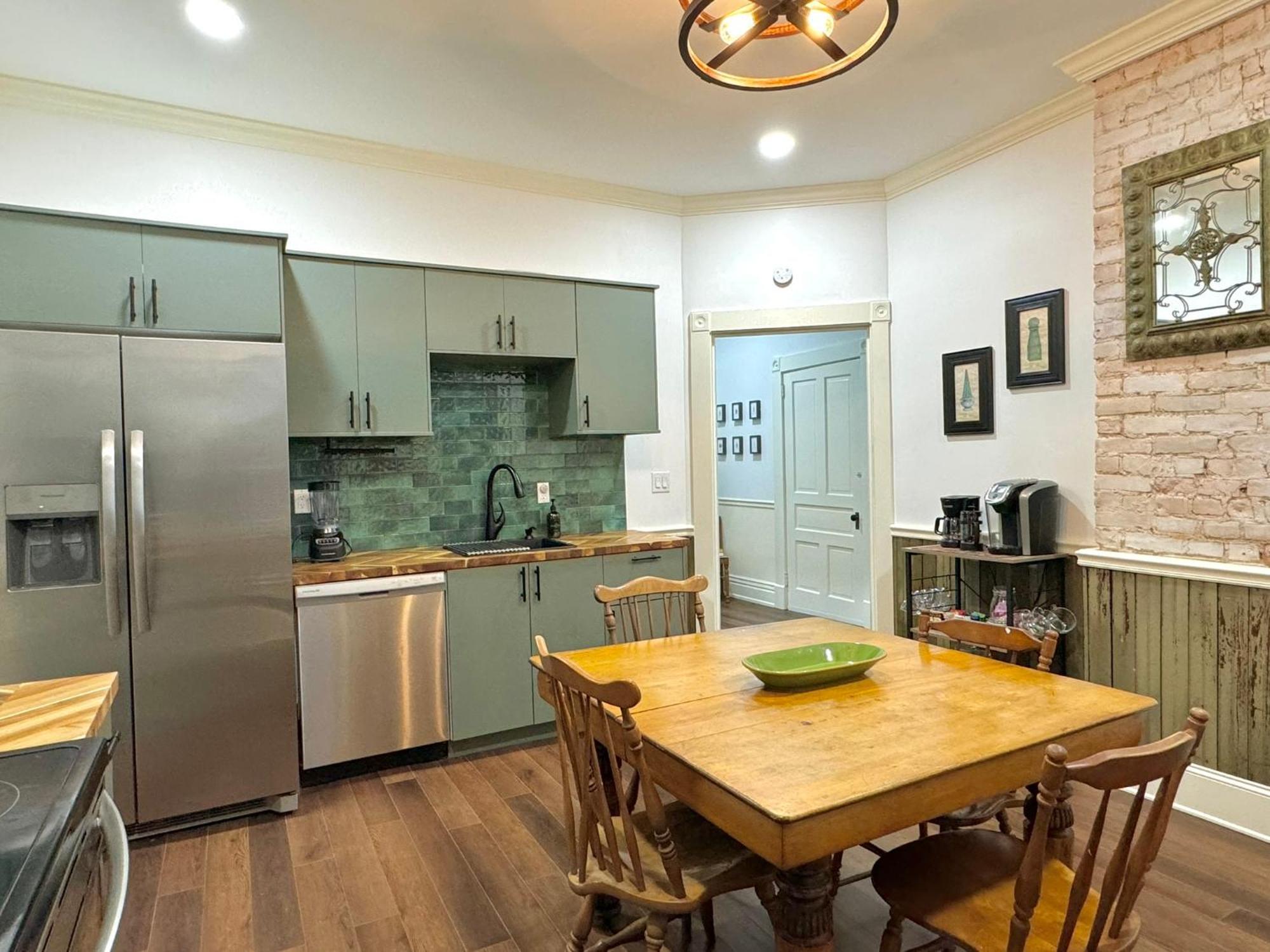 Garden On Capital-Bourbon & Horse Country Apartamento Frankfort Exterior foto